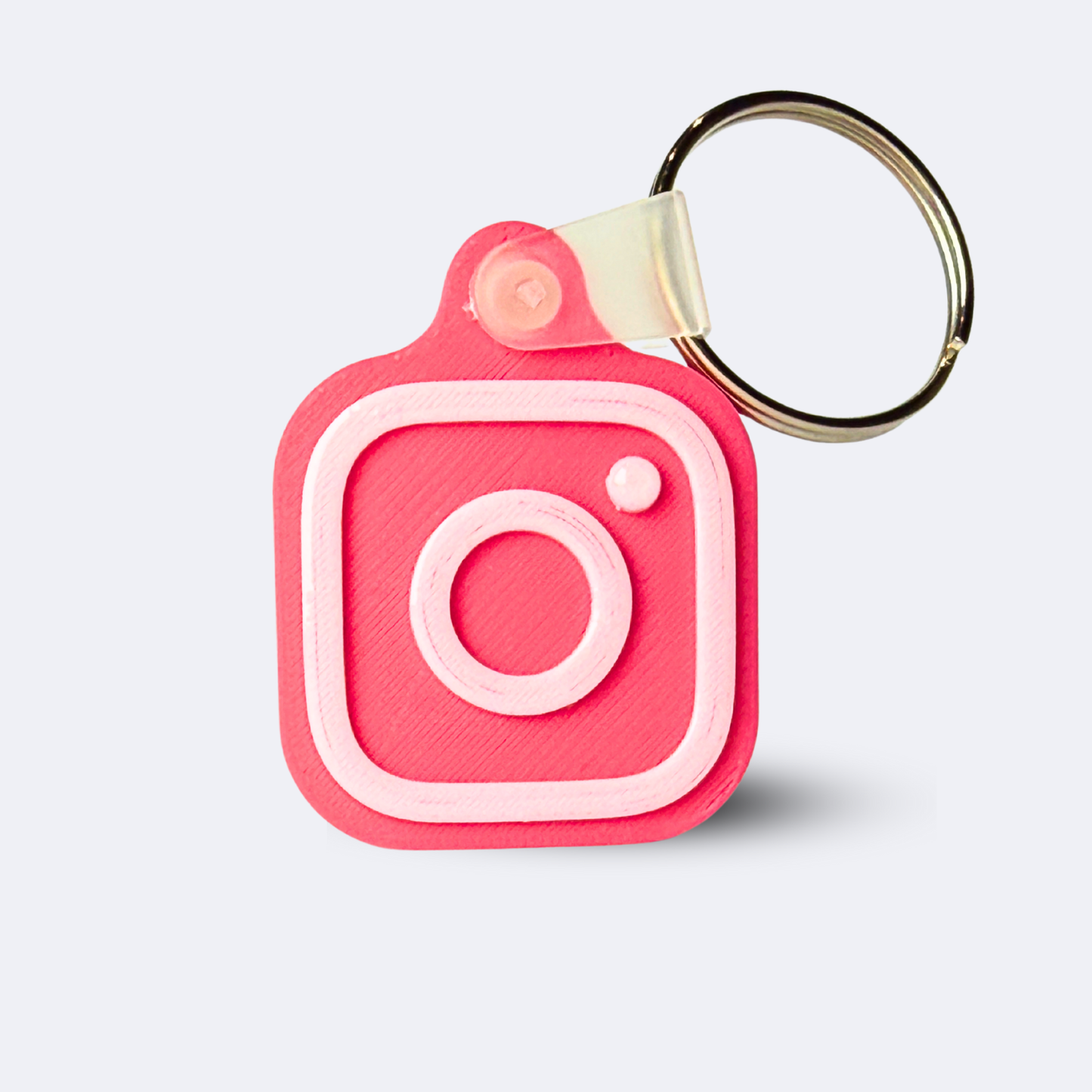 NFC pakabukai su nuoroda į „Instagram“ paskyrą